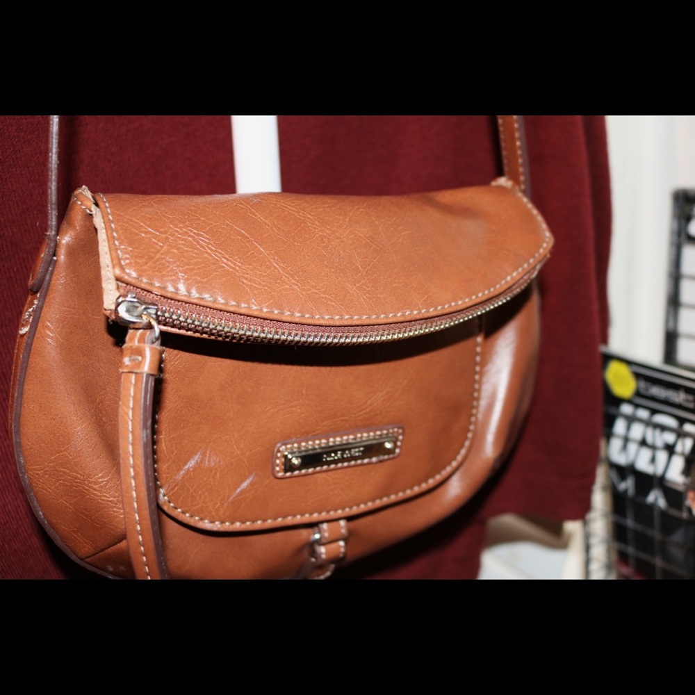 Purse - Picture 2 of 3